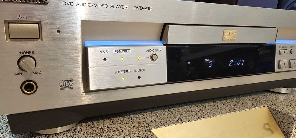 Technics DVD-A10 cap de serie, impecabil, cu telecomanda si test video