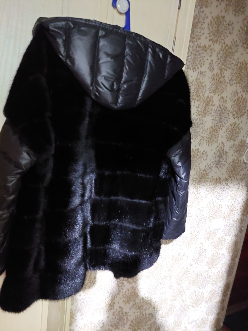 Продам норковую комбинированную куртку 140 тыс