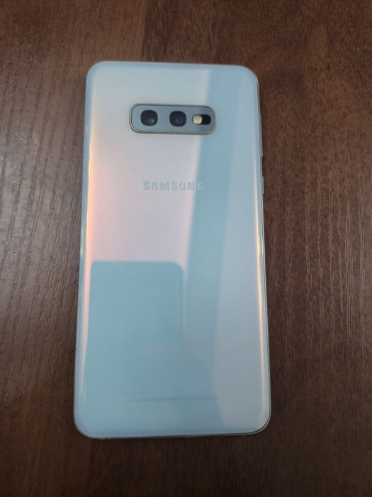 Самсунг s10e samsung