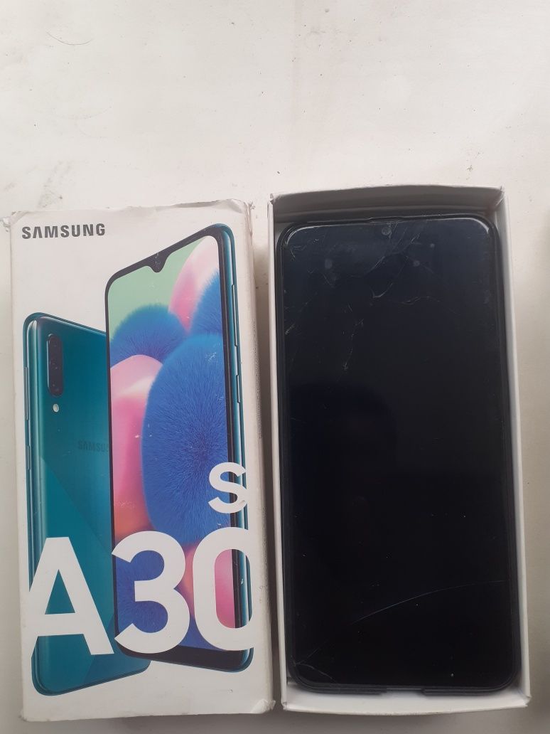 Продам смартфоны Samsung