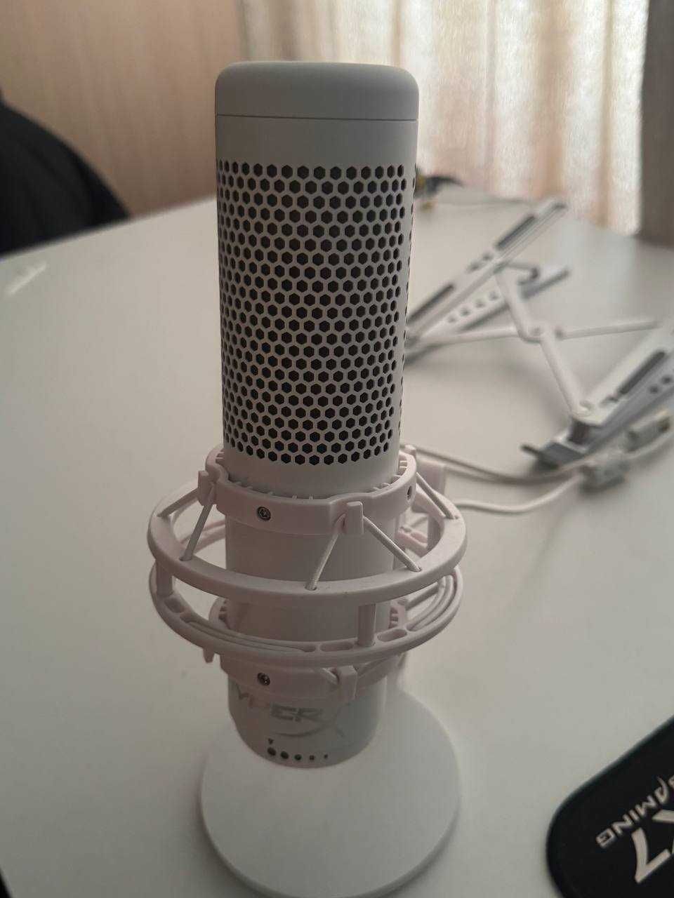 Микрофон HyperX QuadСast S