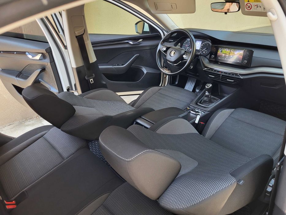 Skoda Octavia 2022 Diesel 2.0 Tdi Euro 6 limuzina Full LED R18 ACC LKA