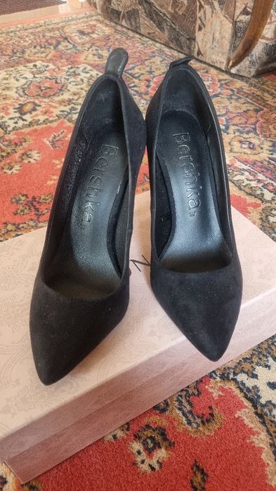 Туфли Bershka  .