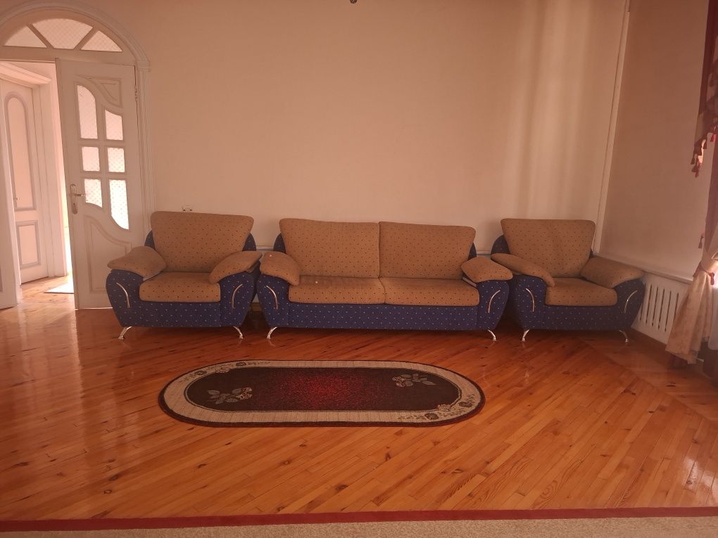 Divan kreslo mexmonxona uchun