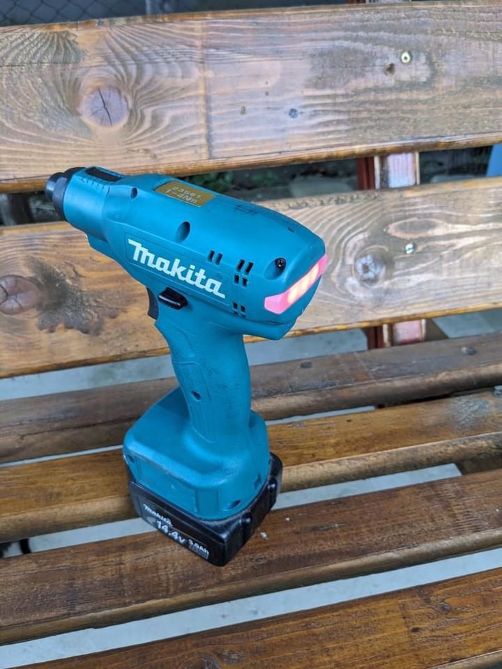 Autofiletantă Makita DFT046F