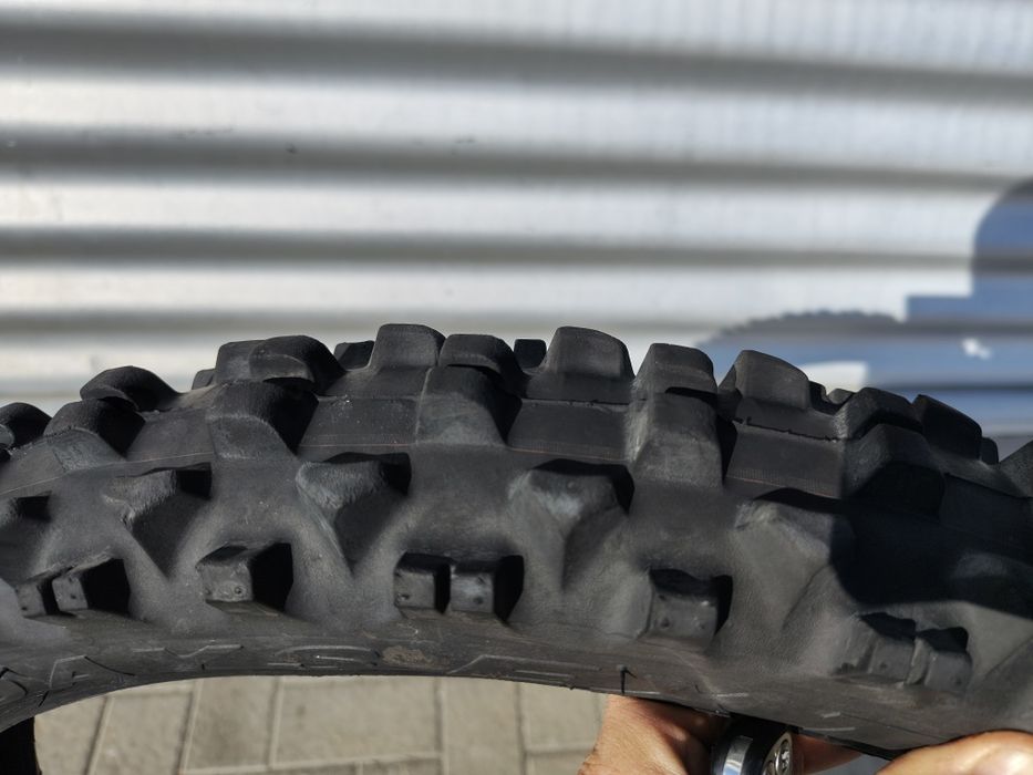 Anvelopa Metzeler 90/90R21 ca noua.