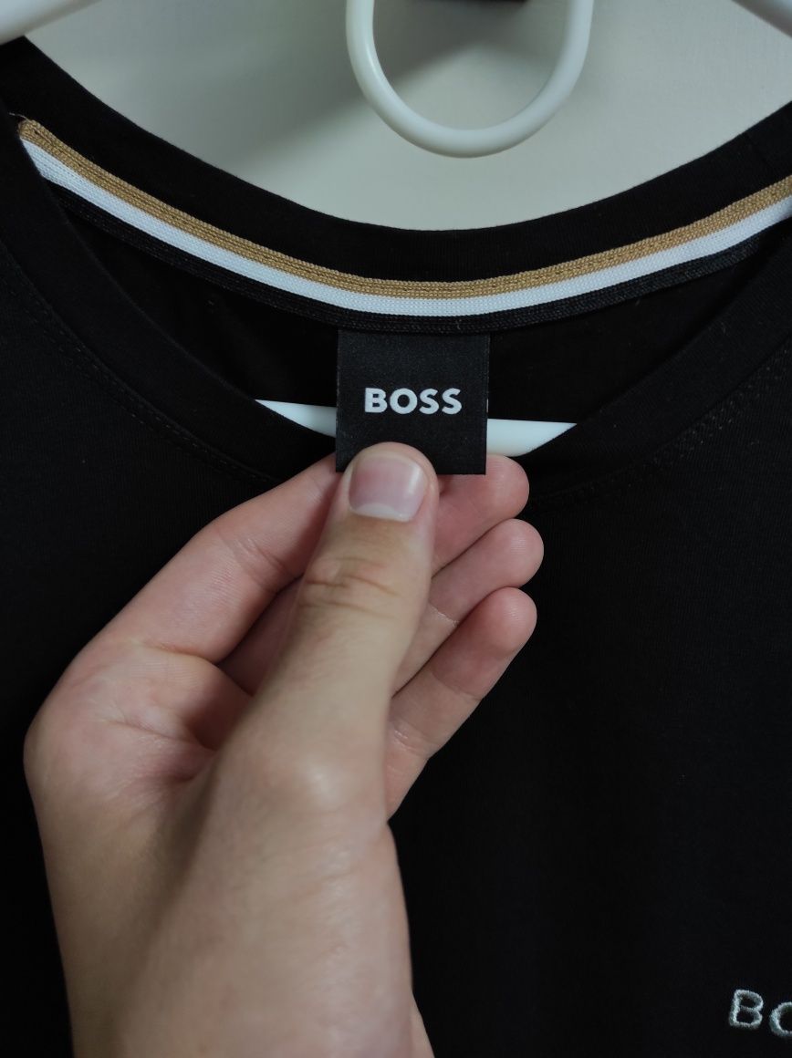 Мъжка тениска Hugo Boss (Оригинал)