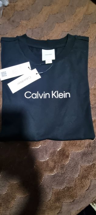 Tricouri calvin klein originale noi