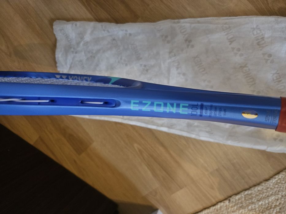 2025 Yonex EZONE 100 L Stare excelenta Maner 2