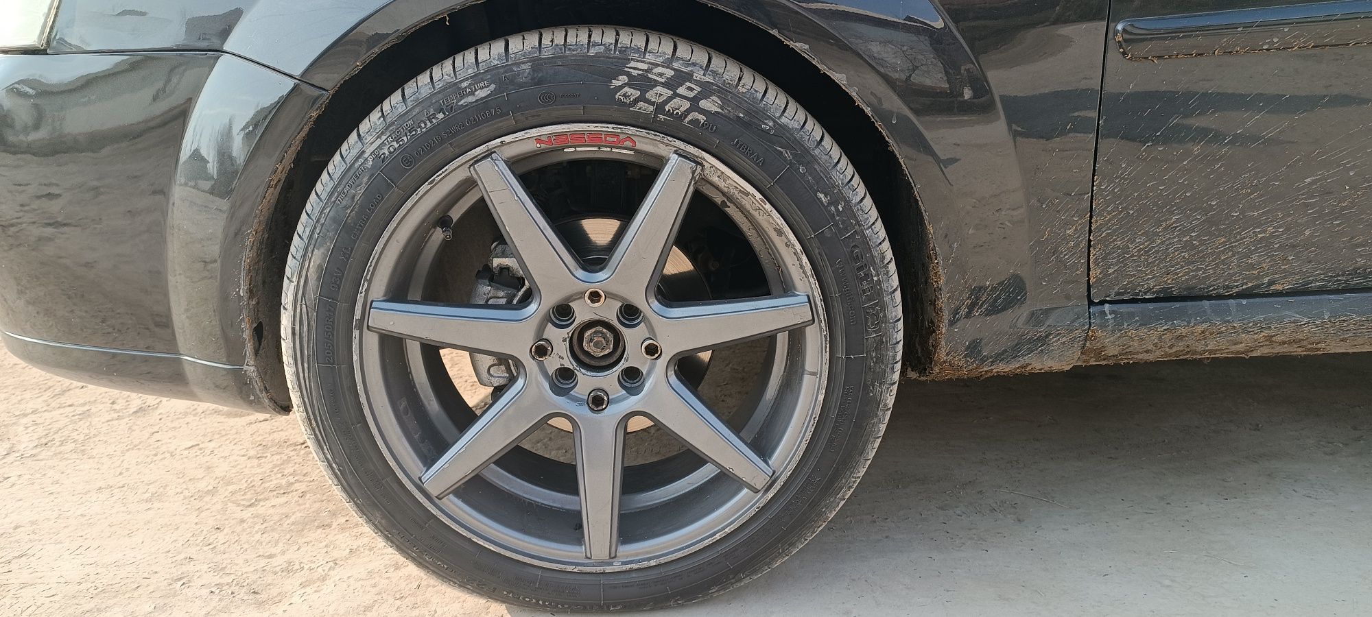 vossen diska sotiladi