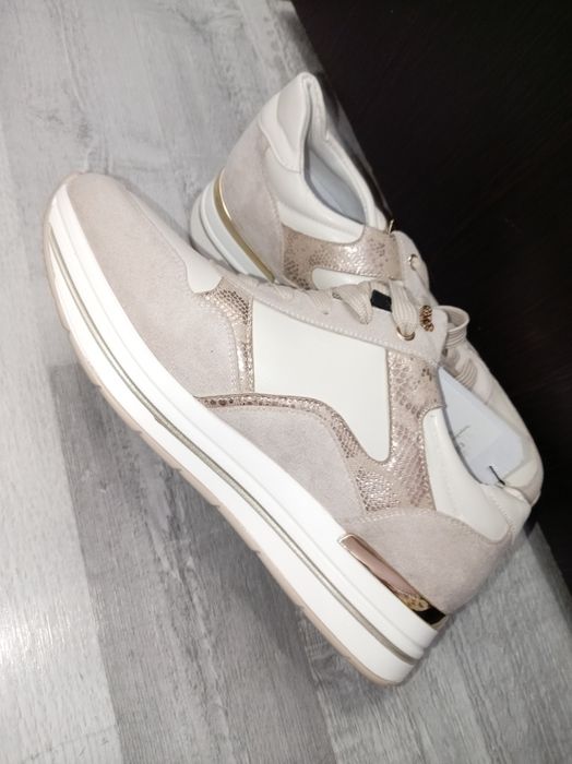 Adidași dama, marime 39