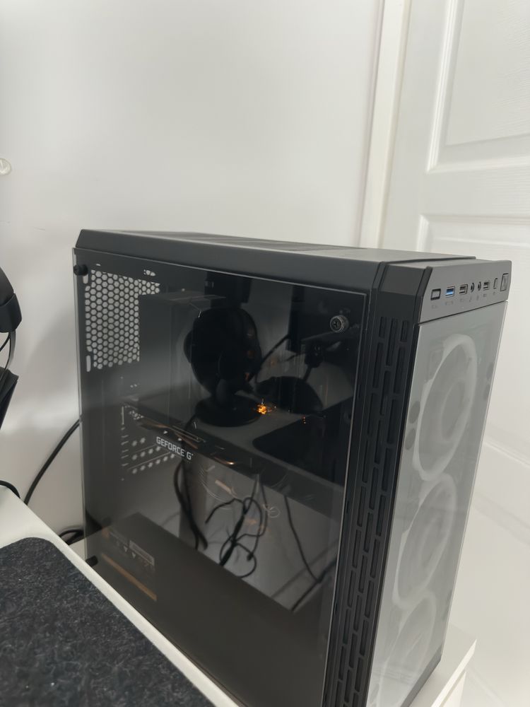 PC GAMING Ryzen 5 2600 + GTX 1660 Super, 16GB RAM, SSD 1TB