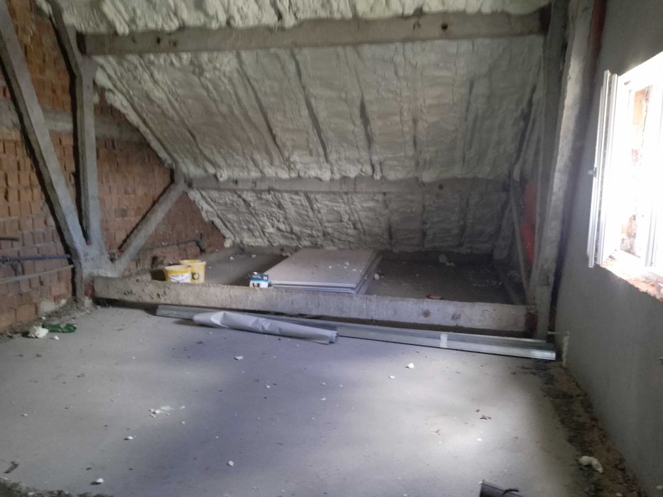 Izolații cu spumă poliuretanică