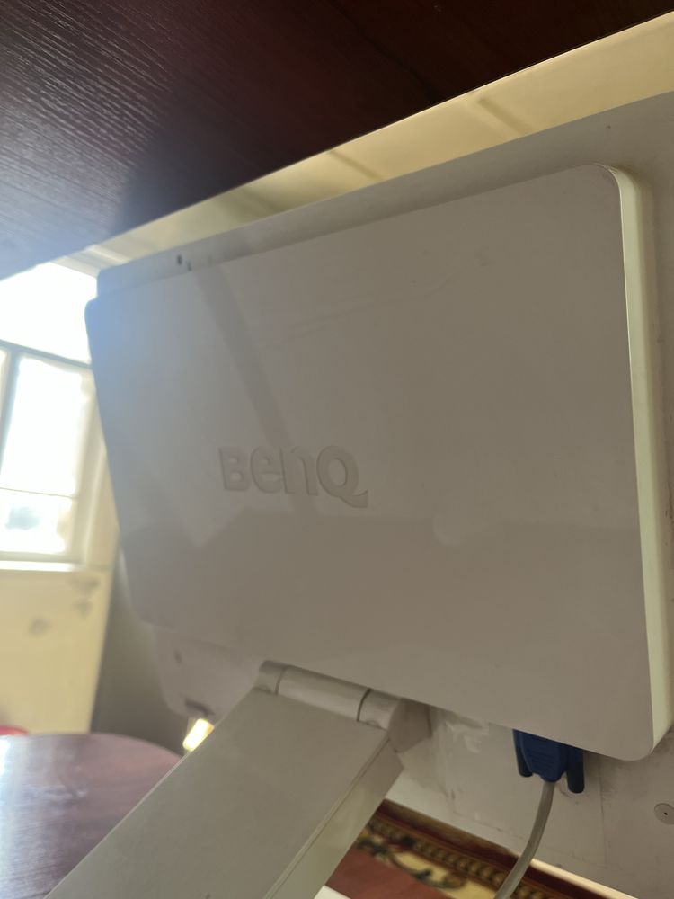 Монитор доя компьютера BenQ
