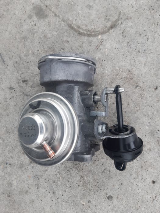Turbo / EGR Skoda Octavia 2 1.9 TDI 105 CP cod motor BJB