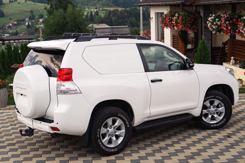 Toyota Land Cruiser 3.0D 4x4 2014 Autoutilitara POSIBILITATE RATE