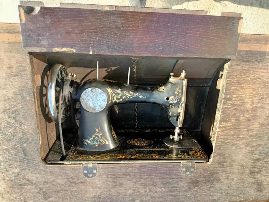 Mașina de cusut, marca Wertheim Frankfurth