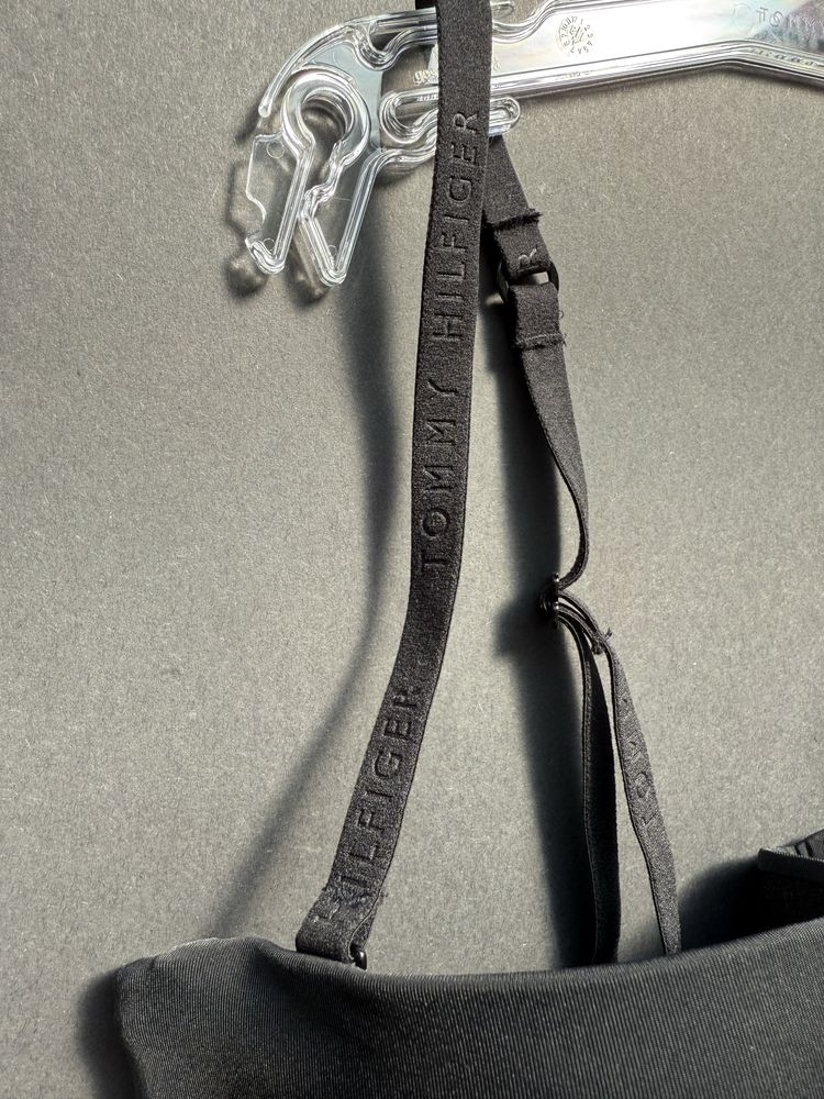 Черен сутиен Tommy Hilfiger /75В/