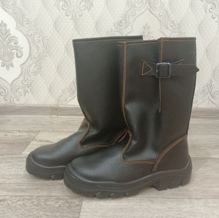 Продам Кирзовые сапоги