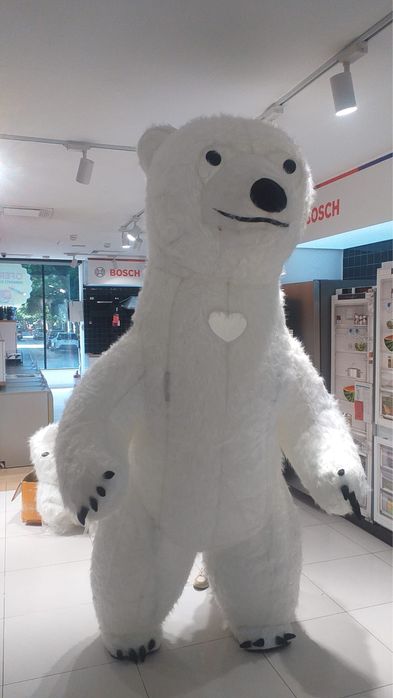 Mascota urs gonflabil 2.6 m cu baterie si incarcator