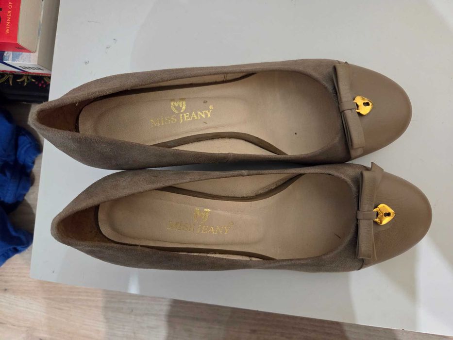 Дамски обувки 39ти номер велур