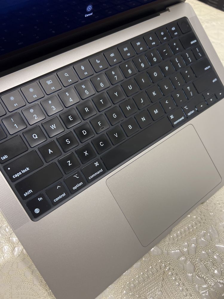 Macbook Pro M1 pro 14 inch 16/512