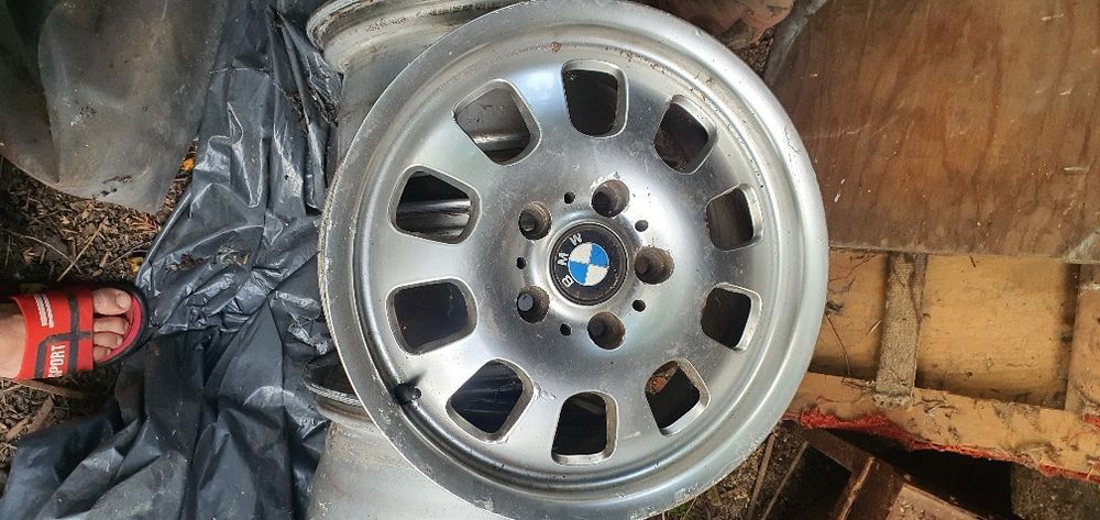 Jante cu cauciuc BMW