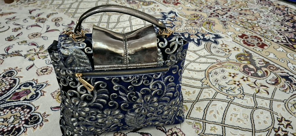 Сумка женская Аёллар сумкаси Ayollar sumkas ideal xolatda yangidayi