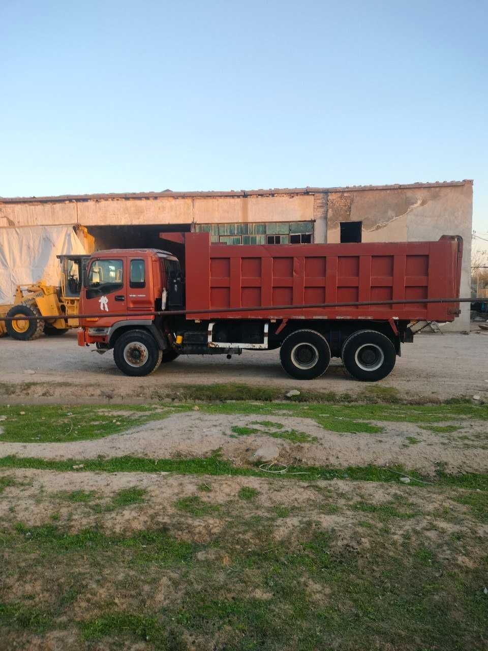 Foton самосвал 20 куб,2009 года