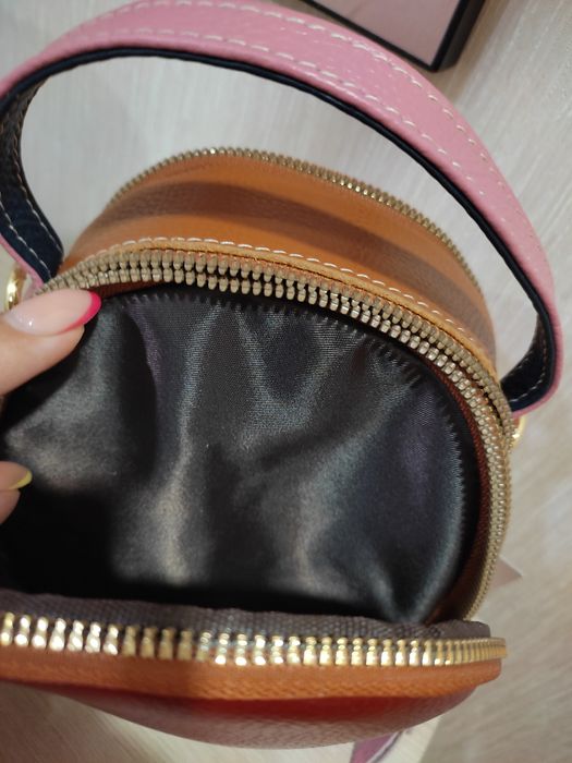 Продаю новую кожаную сумку