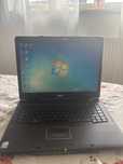 Vând laptop Acer cu Windows 7 și procesor Intel Pentium.