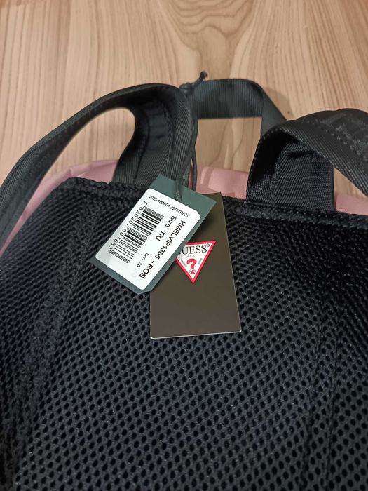 Нова Guess раница, оригинална