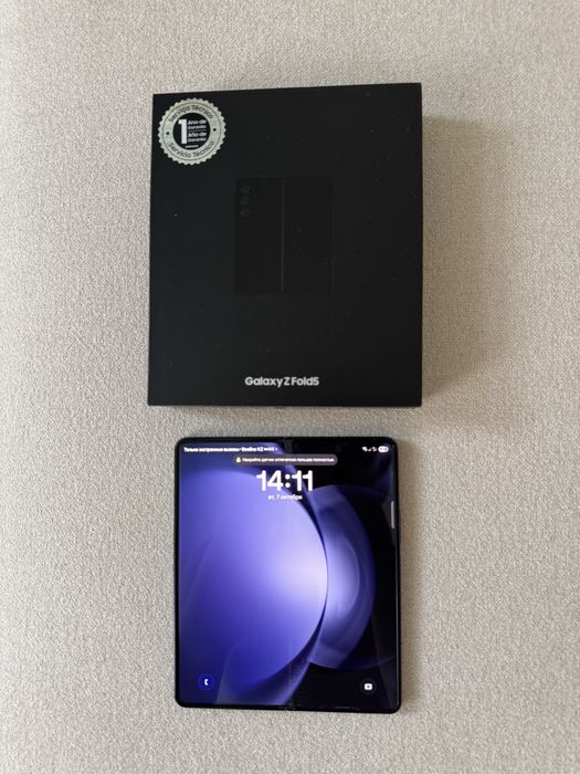 Samsung Galaxy Z Fold 5