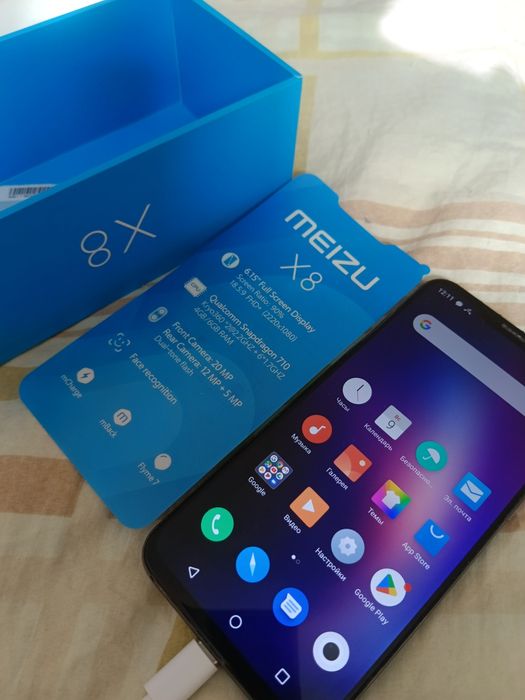 Смартфон Мейзу Х8 один хозяин