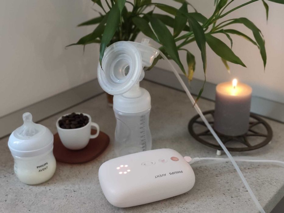 Vând pompă de sân Philips Avent cu garanție + accesorii