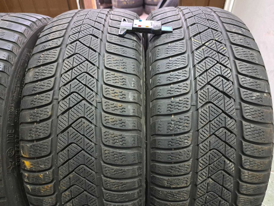 Set anvelope 275/35 R19 cu 245/40 R19 Pirelli runflat