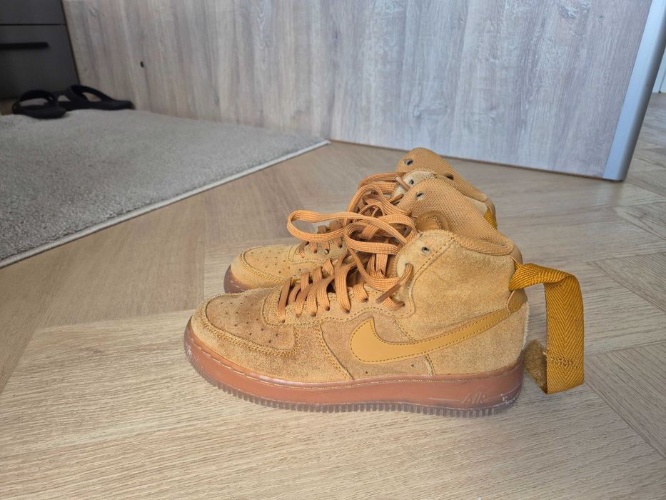 Nike Air Force 1