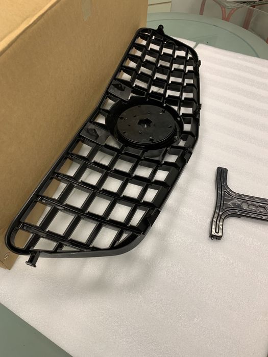 Решетка за Mercedes E Class W212 09-12 GT Grille