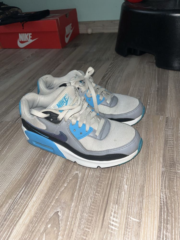 Детски обувки Nike AirMax 36 номер