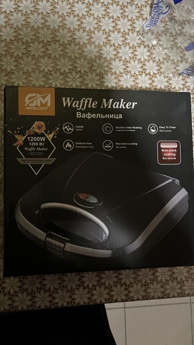 Продам Вафельницу