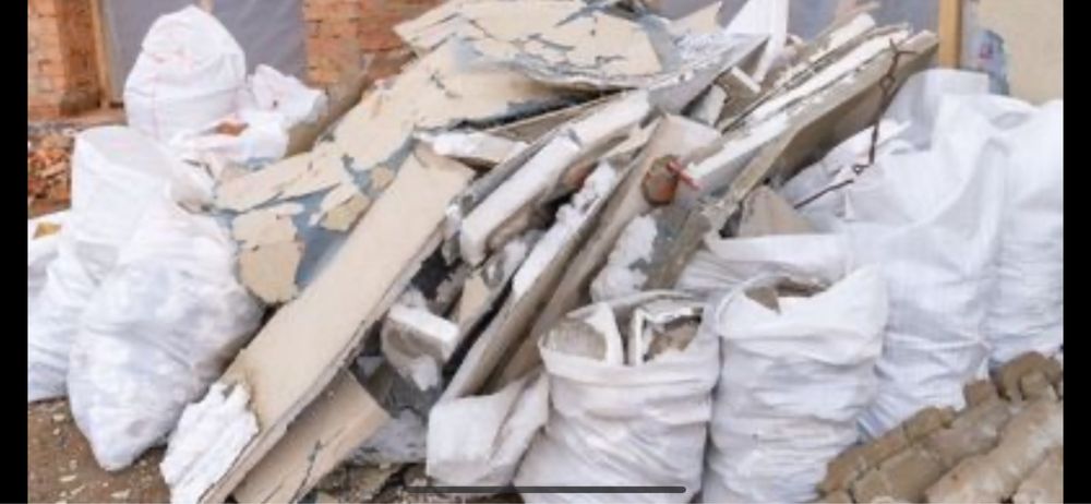 Execut demolari si amenajari