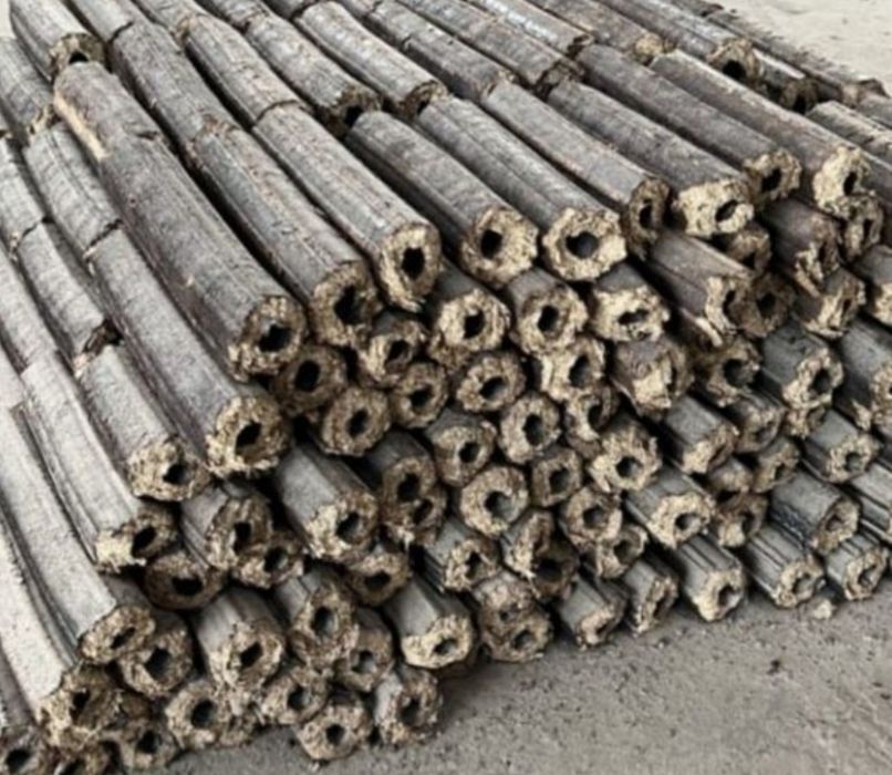 Brichete pentru foc din biomasa