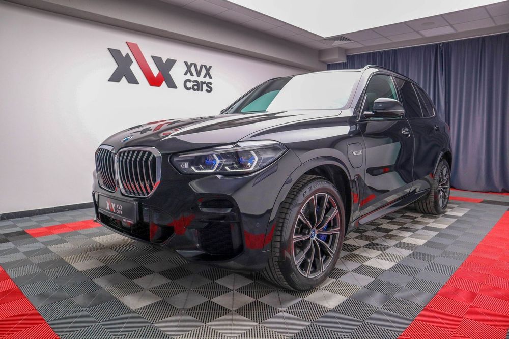 BMW X5 BMW X5 Pachet M Panoramic Assisted Drive Laser Interior Comfort Perne