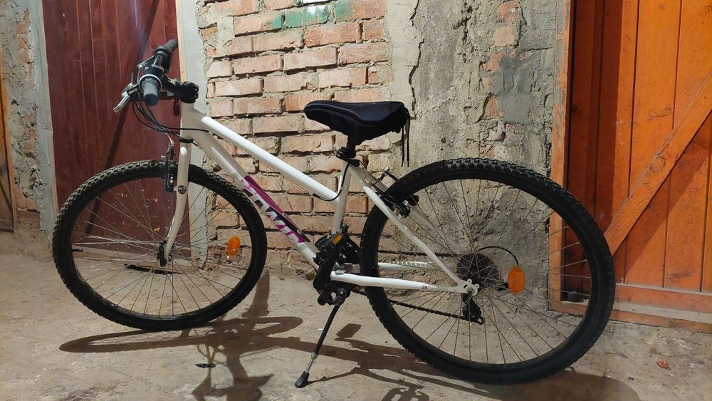 Bicicletă B'TWIN 26" 600 lei