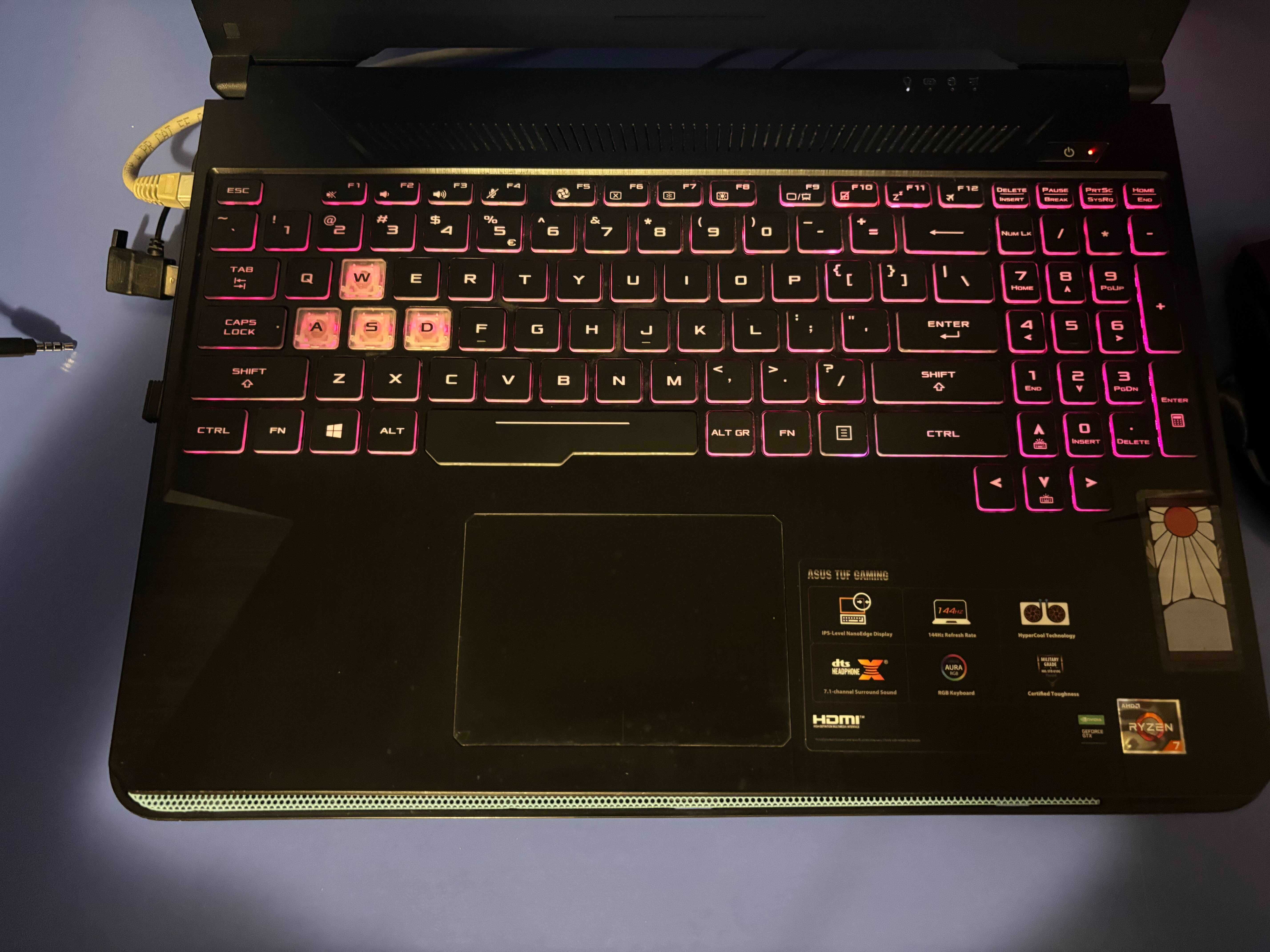 Laptop De Gaming Asus TUF Gaming FX505DT_FX505DT  FARA STICKERE
