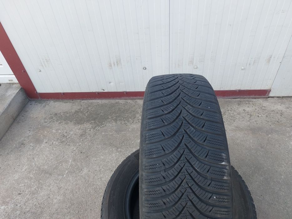 100 lei bucata! Doua anvelope M+S/IARNA 185 65 15 Hankook