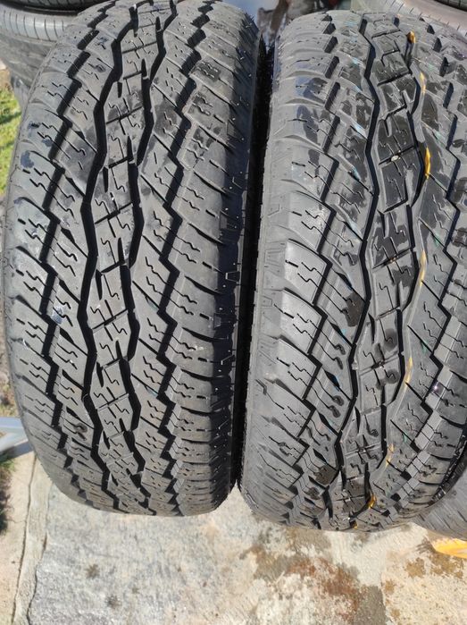 215/65/16 TOYO A/T