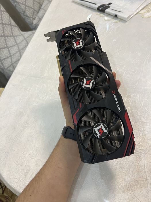 Видеокарта Nvidia Geforce Rtx 3070 от Palit Gainward.