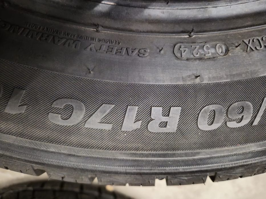 2 anvelope noi All Season Kumho 215 60 17C