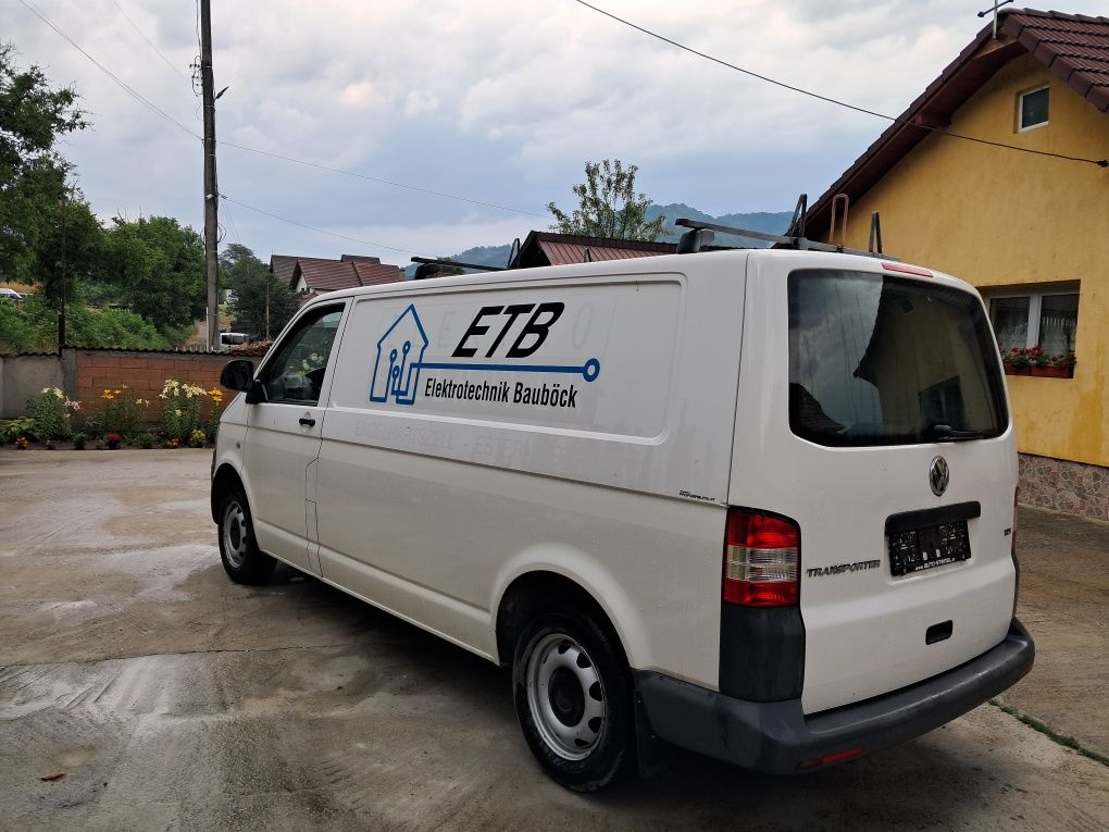 Vw transporter t5 pasul lung 2013 clima 2 litri euro5